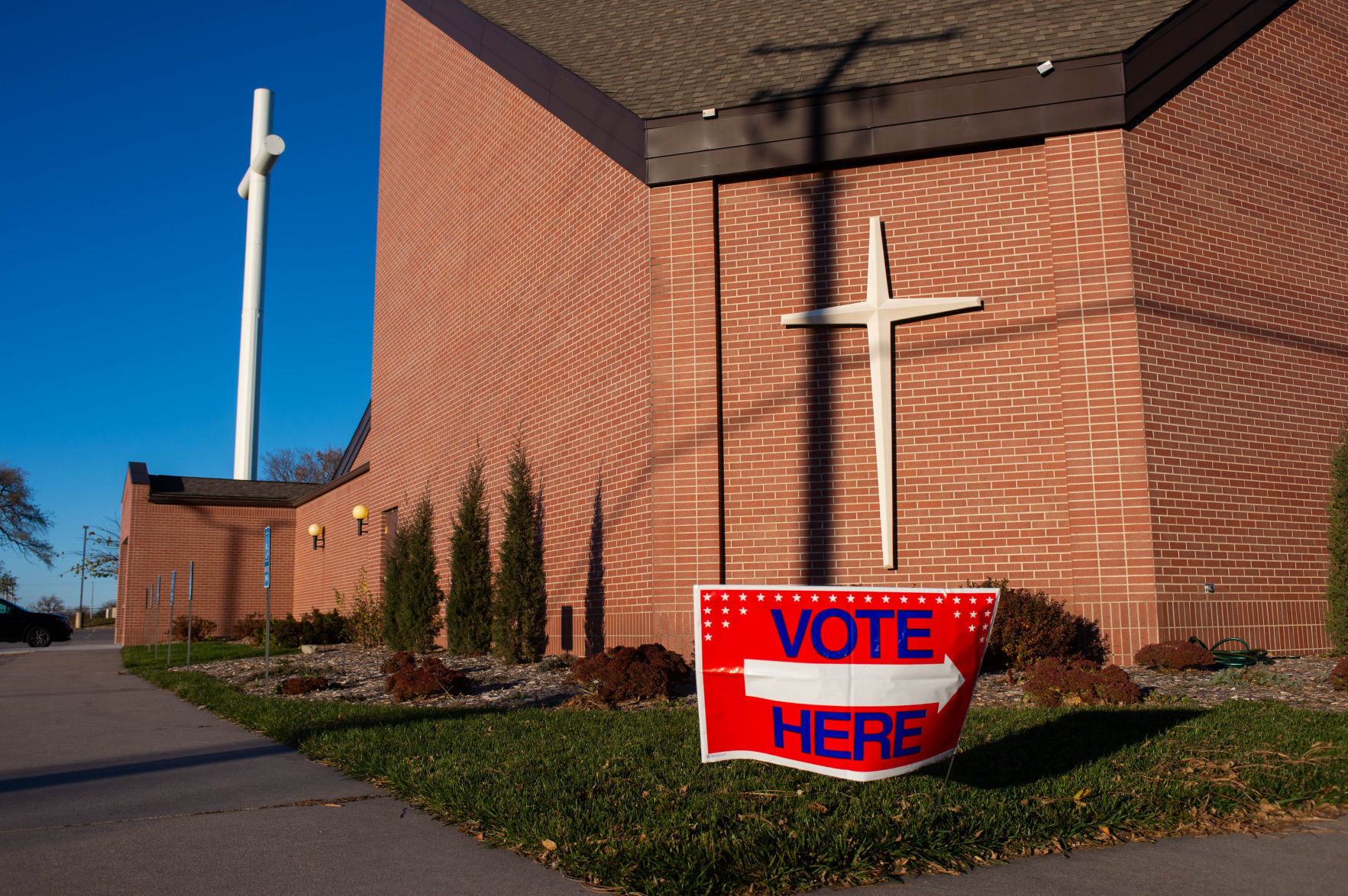 Election Day voting, 11/6